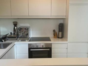 Hessenplatz, Innere Stadt - Keller, Balkon