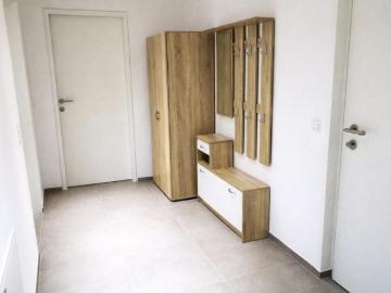 Etagenwohnung zur Miete in 6830
