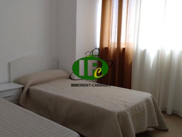 Wohnung mit 2 Schlafzimmern in oberer Etage mit Fahrstuhl und schöner Terrasse