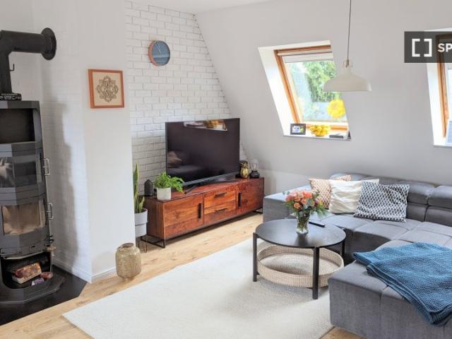 Wohnung mit 2 Schlafzimmern zu vermieten in Wittenau, Berlin