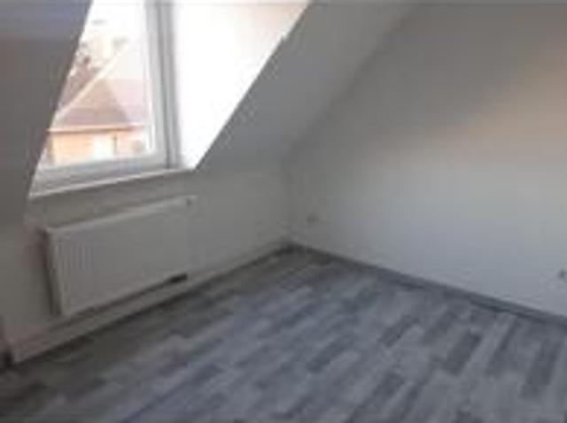 Wohnung mit 3 schalafzimmer 930,00 EUR Kaltmiete, ca.68,00 m²