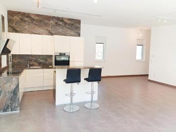 Etagenwohnung for sale in 6134 - Keller