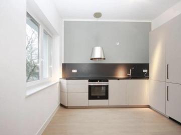 Etagenwohnung zur Miete in 9020 - Balkon