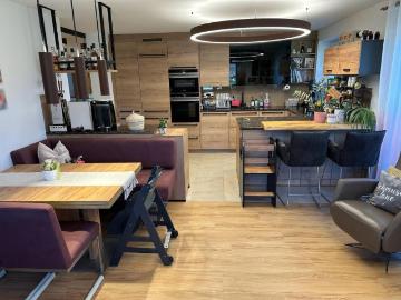 Etagenwohnung zum Verkauf in 6250 - Balkon