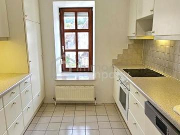 Flat for rent in 2452 - Ausgestattete Küche