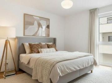 Etagenwohnung for sale in 2700