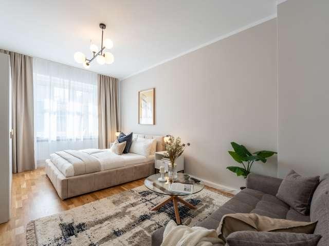 Wohnung mit 3 Schlafzimmern zu vermieten im Reuterkiez, Berlin