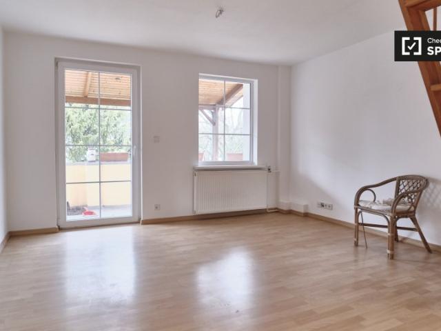 Wohnung mit 3 Schlafzimmern zu vermieten in Hermsdorf, Berlin