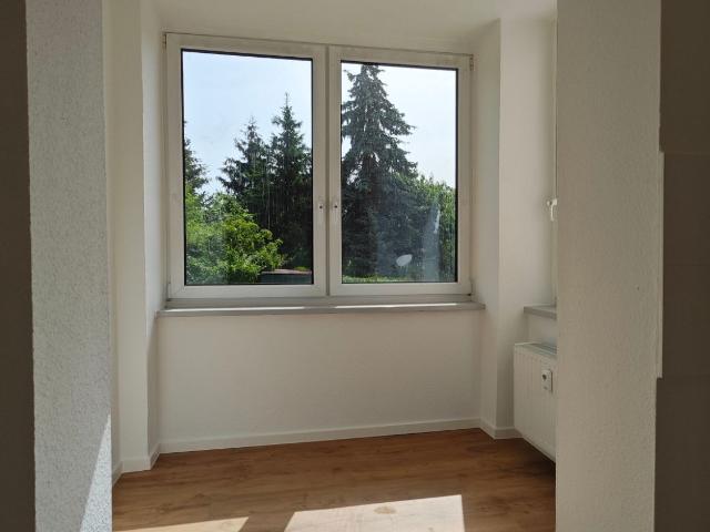 Wohnung mit 3 Zimmern, separater Küche und Bad