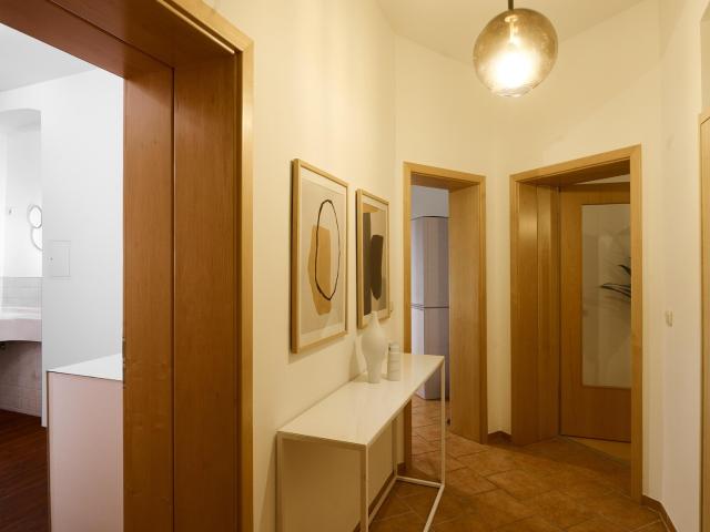 Wohnung mit Terrasse zum grünen Innenhof
