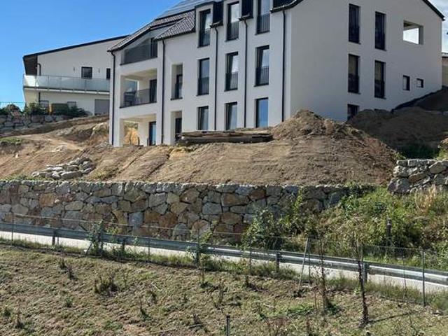 Wohnung mit Terrasse, Garten und Ausblick Neubau! Top 2