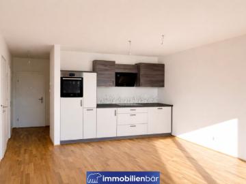 Wohnung mit traumhaften Sonnenuntergang, Weitblick, Küche und Tiefgaragenstellplatz in Neumarkt