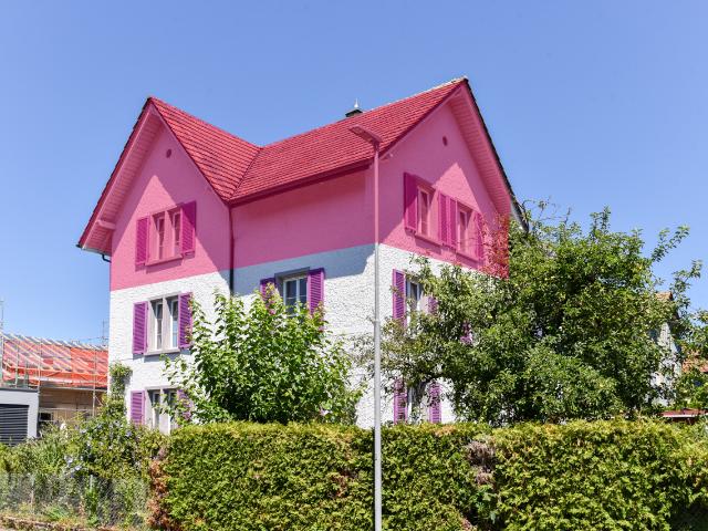 Wohnung mit viel Charme und idyllischem Gartensitzplatz