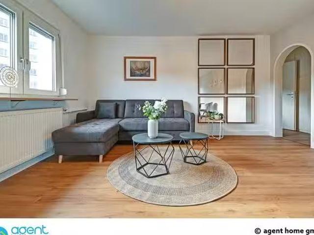 WOHNUNG MIT WEITBLICK