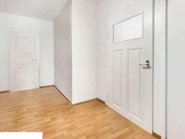 Wohnung mit Altbaucharme für eine kleine Familie oder als Seniorenwohnung