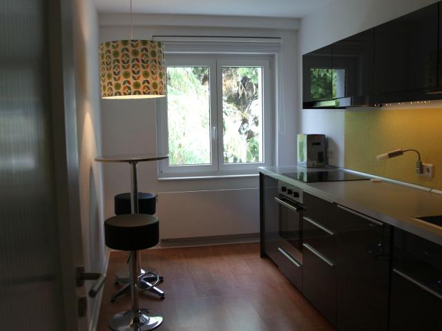Wohnung mit Balkon in Düsseldorf, Dusseldorf Amsterdam Apartments for Rent