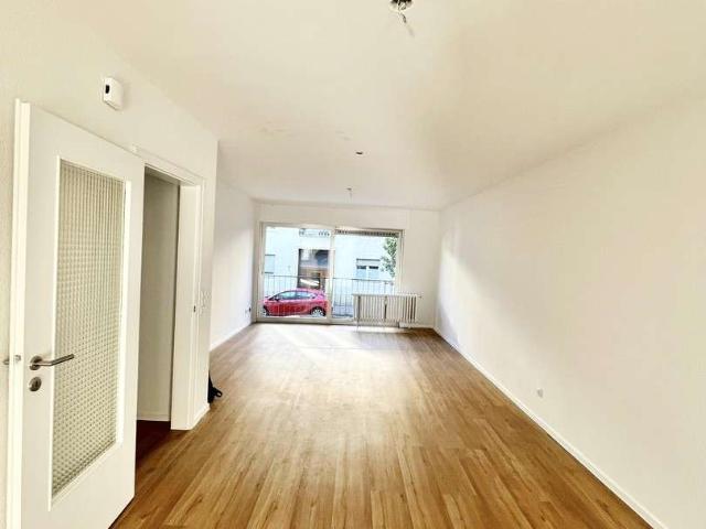 Wohnung mit Balkon zum ruhigen Innenhof