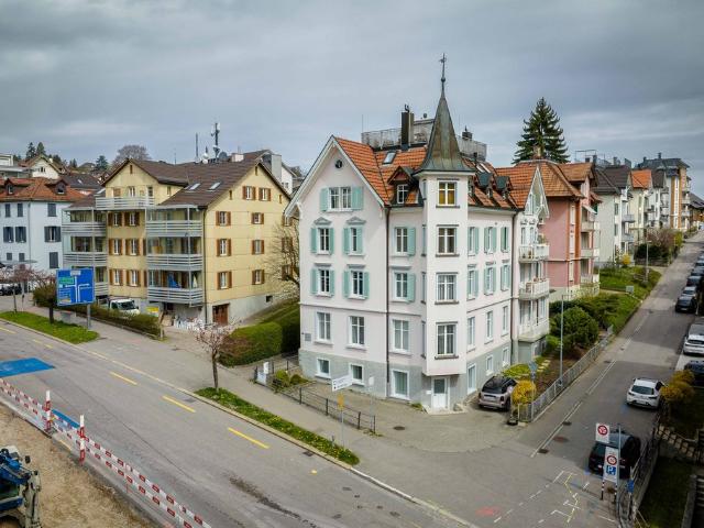 Wohnung mit Kachelofen und besonderem Charme
