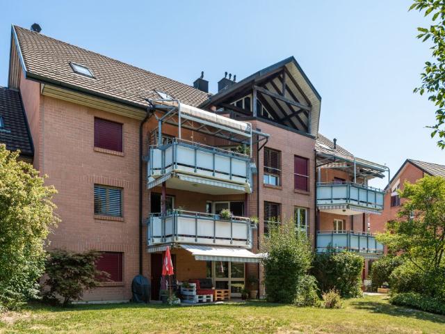 Wohnung mit Cheminée und schöner Aussicht