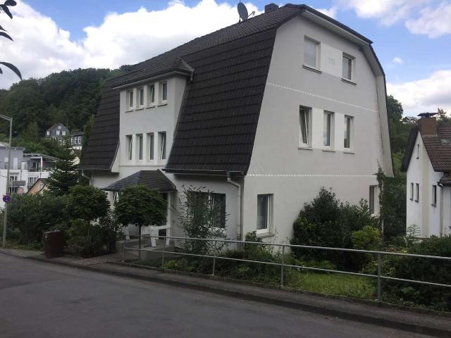 Wohnung mit drei Zimmern und Balkon in Gummersbach
