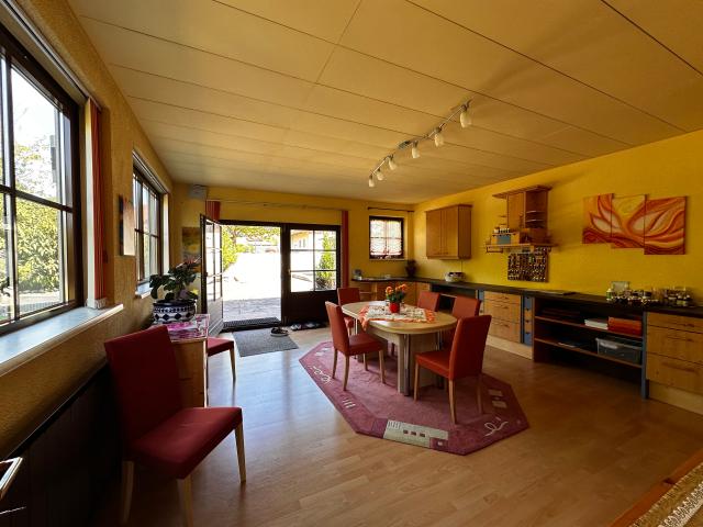 Wohnung mit Garten und Terrasse