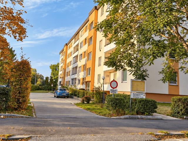 Wohnung mit Gestaltungspotenzial und Balkon in Pfaffstätten