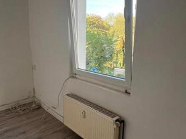Wohnung mit großzügigen Küchen und Essbereich in Duisburg