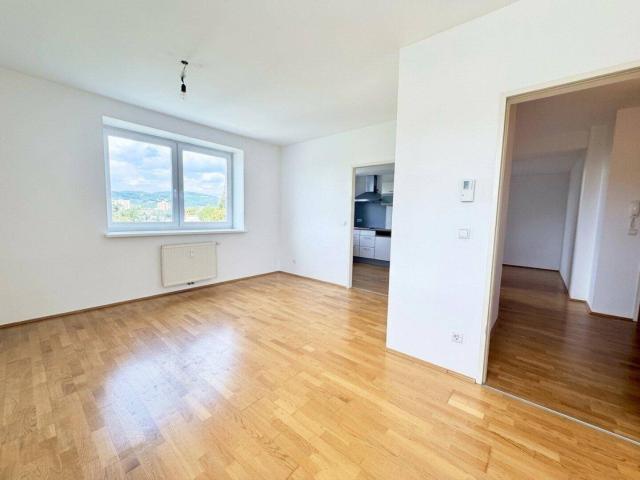 Wohnung mit herrlichem Ausblick an der Donaulände!