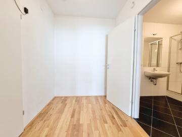 Wohnung mit Loggia. Eine Oase mitten in der Stadt