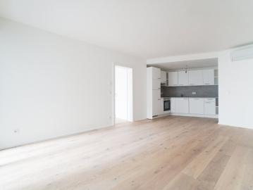 Wohnung mit Loggia in Baumgarten