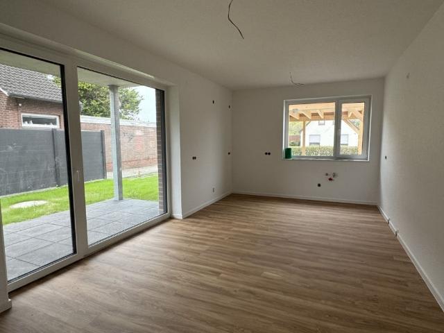 Wohnung mit Süd West Terrasse in ruhiger Lage von Oldenburg zur Miete !