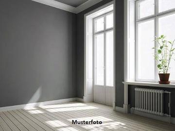 Wohnung Nr. 2 mit Gartenhaus und vielseitigem Raumangebot