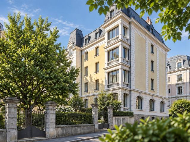 Wohnung aus dem frühen 20. Jahrhundert im Herzen der Stadt