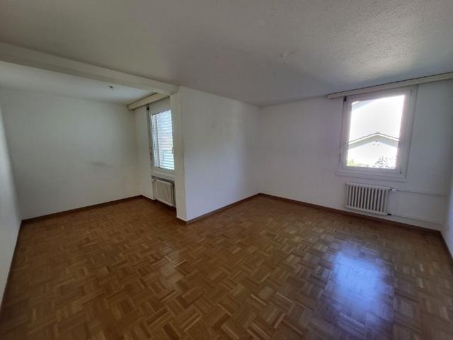 Wohnung an ruhiger und sonniger Lage Nähe Spital