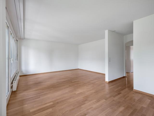 Wohnung an sonniger Lage befristet bis 30.06.2027