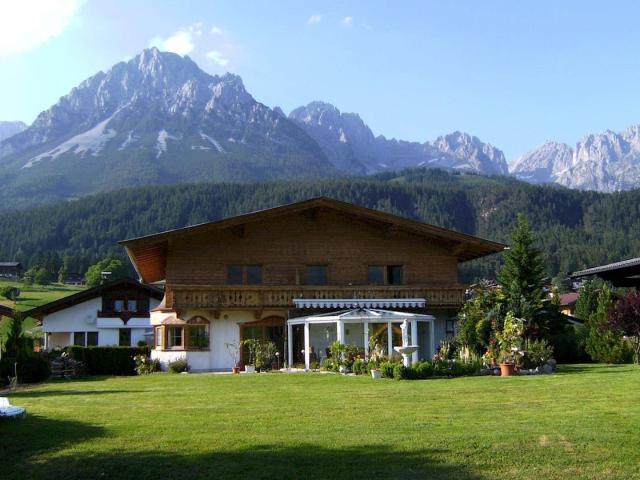 Wohnung direkt am Golfplatz im 1 OG