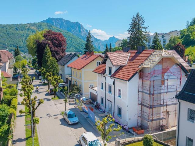 Wohnung für die Familie mit großem Eigengarten!