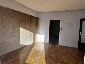 Etagenwohnung zum Verkauf in 4020 - Keller