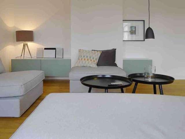 Wohnung in der Ackerstraße, Berlin, 70 m², 1 Schlafzimmer