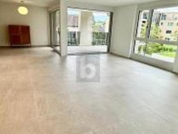 Wohnung in Eschenbach SG