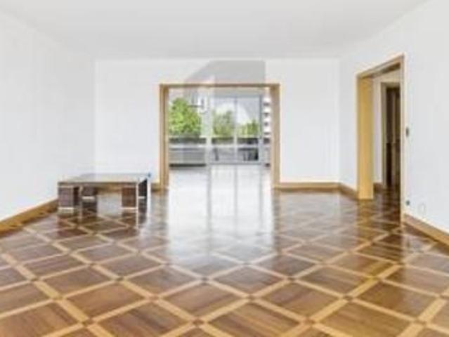 Wohnung in Genève