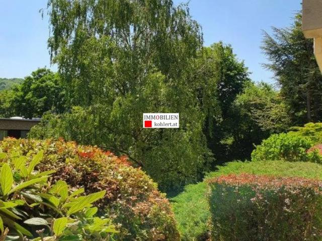 WOHNUNG IN GRÜN RUHELAGE MIT TERRASSENBENÜTZUNG