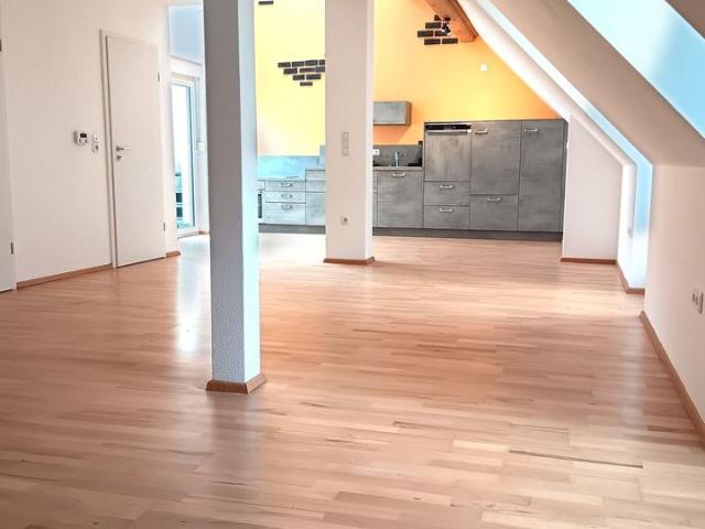 Wohnung in Innenstadtlage von SW mit Dachterrasse und Aufzug