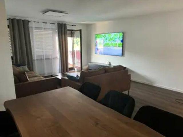 Wohnung in Waiblingen BITTE PER EMAIL MELDEN siehe Beschreibung