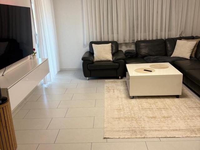 Wohnung umfangreich modernisierte 3 Zimmer in Faurndau Privat