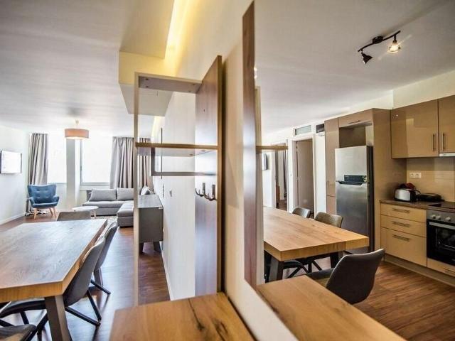 Wohnung von 78 m2 mit 2 Zimmern!