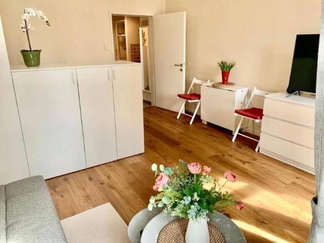 Wohnung Zu Vermieten Vienna Vienna 1300 ES100812636