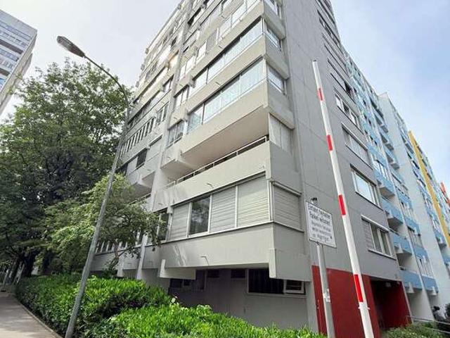 Wohnung zum Kaufen in Augsburg 379.000,00 EUR 118 m²