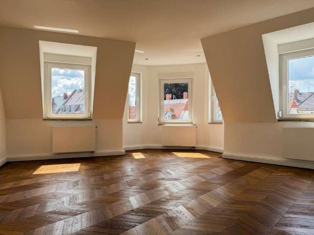 Wohnung zum Kaufen in Augsburg 595.000,00 EUR 92.48 m²