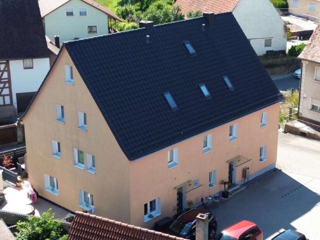 Wohnung zum Kaufen in Aurachtal 320.000,00 EUR 98 m²